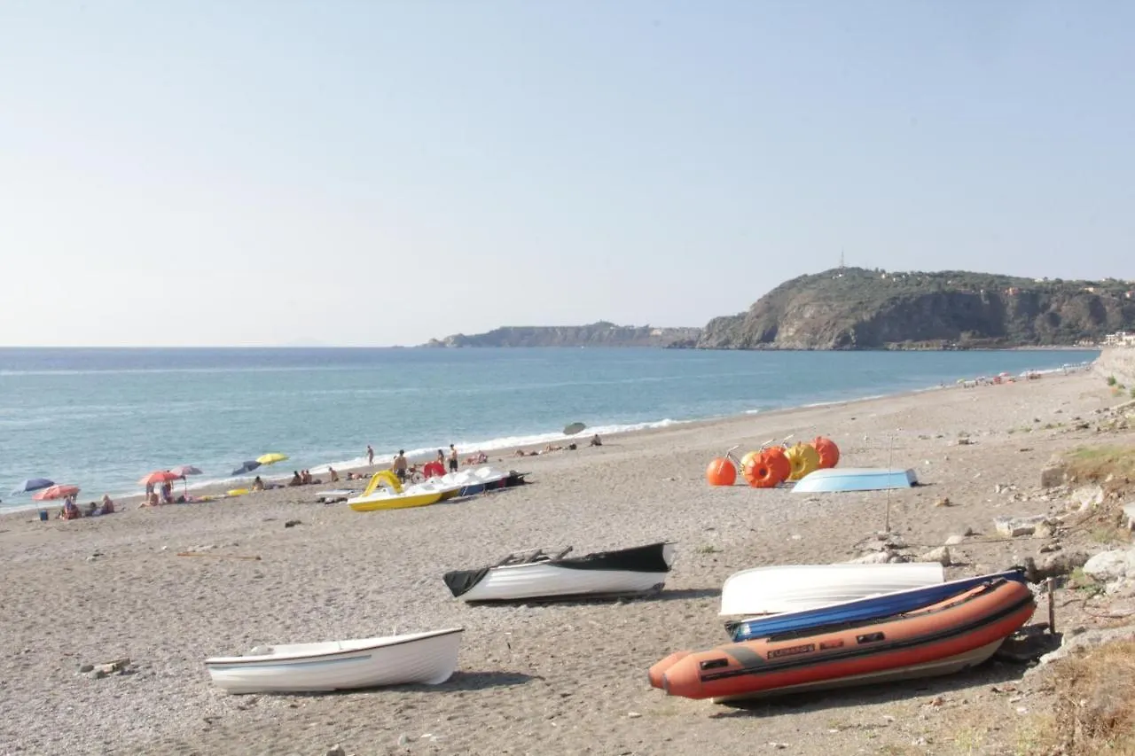 Daire Holiday Beach Milazzo