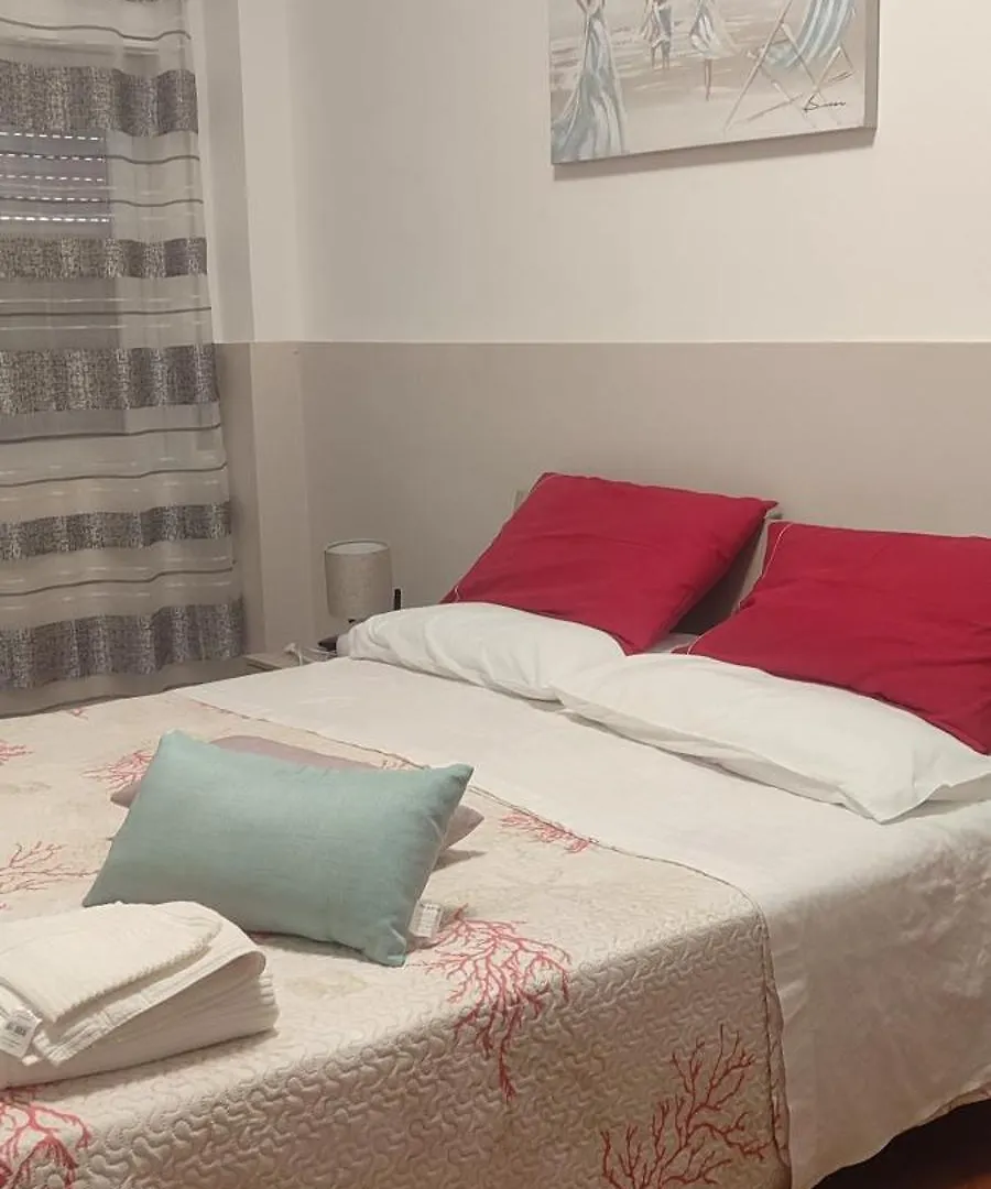 Holiday Beach Milazzo 0*,  İtalya